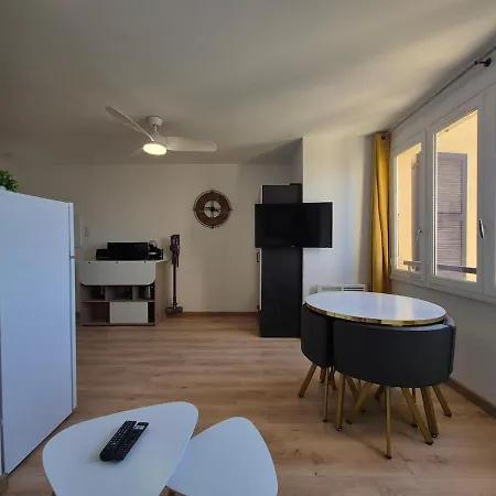 Center With Sea View