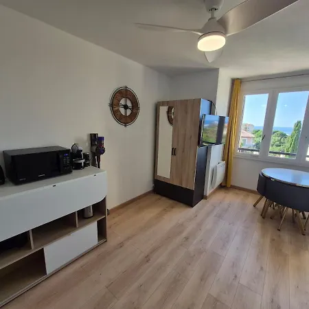 Lejlighed Center With Sea View