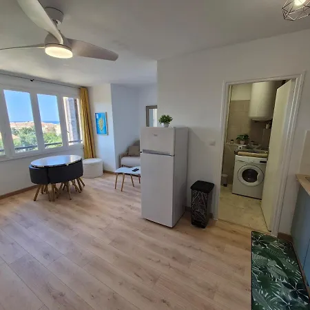 Center With Sea View Lägenhet LʼÎle-Rousse